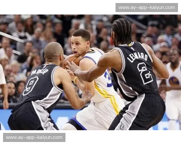 勇士vs雷霆2.28：一场火星撞地球的史诗对决，谁能笑到最后？